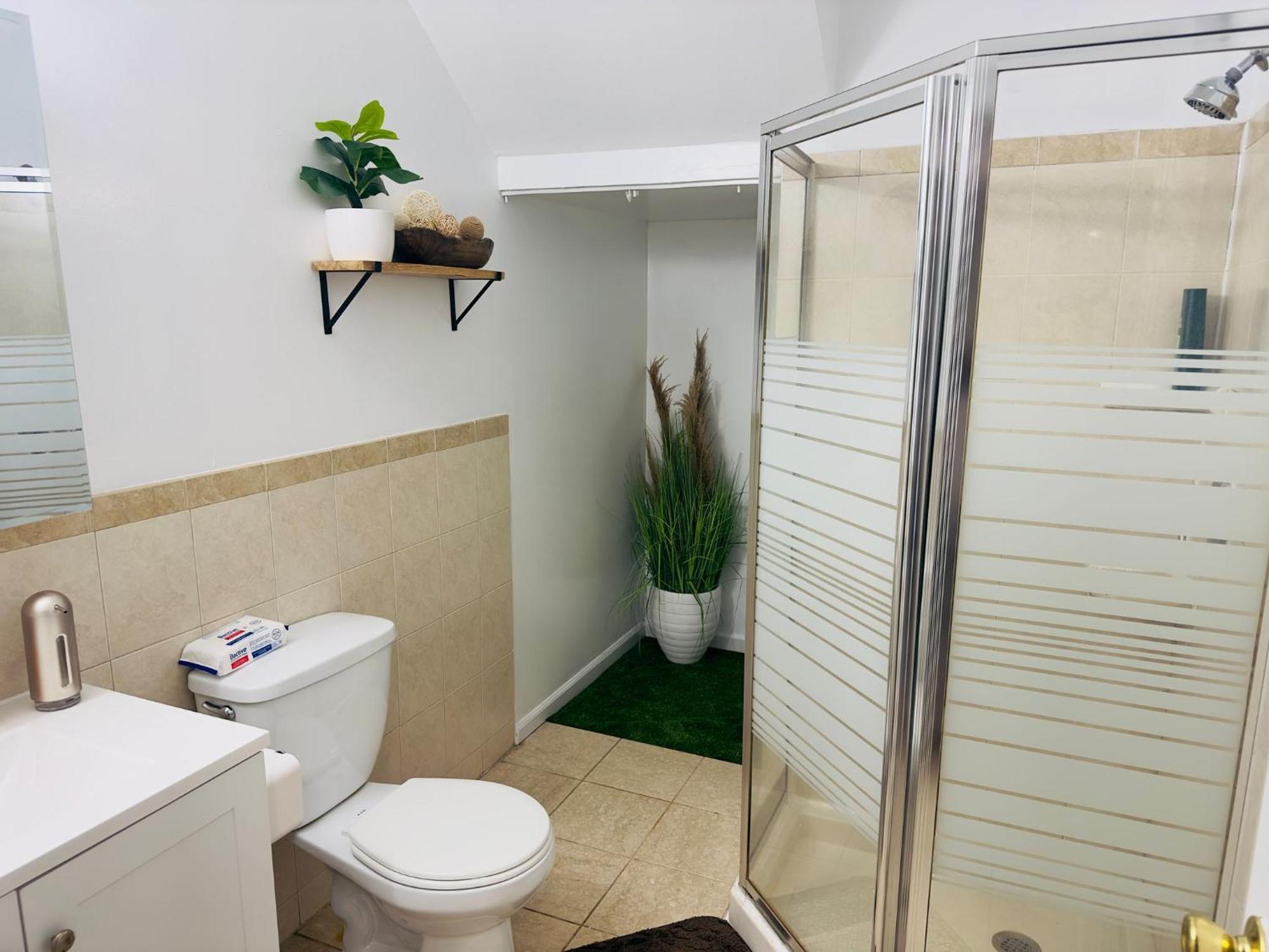 Cosy Bedroom 6 Minutes To Ewr Prudential Hotels Pen Station Newark Exteriér fotografie